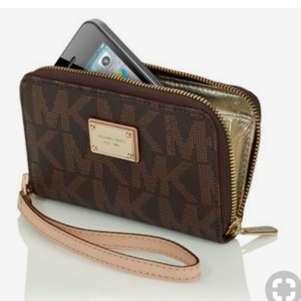 Michael Kors wallet